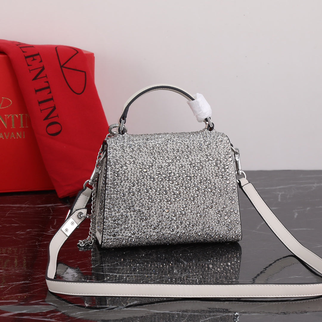 XA26BDE Stylish bag