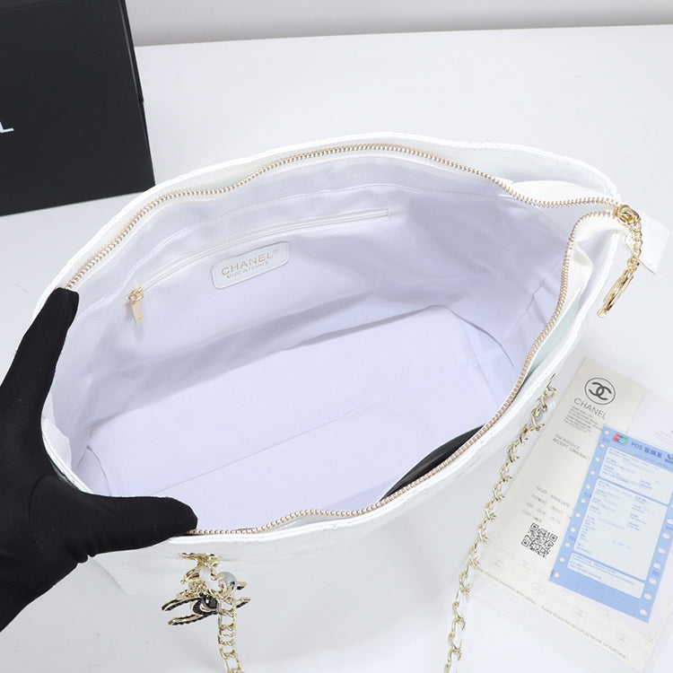 55C2BDE Stylish leather bag
