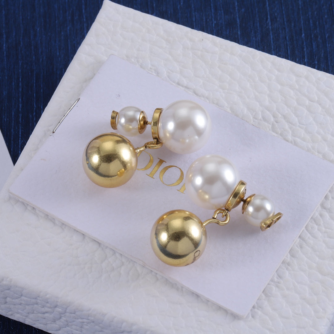 14D775EDE Stylish Earrings