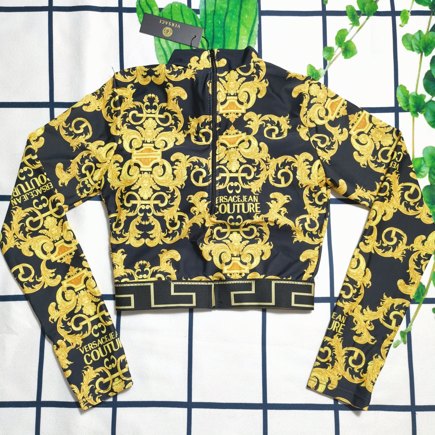 14V66YDE Stylish Long sleeve swimsuit