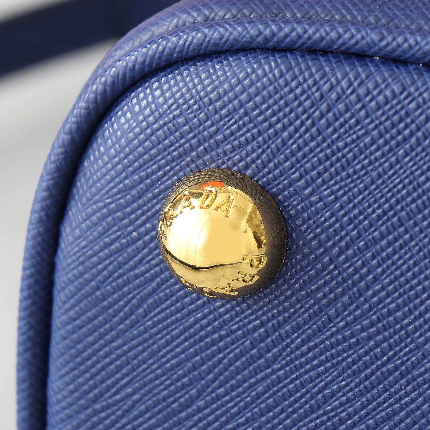 1WP102BDE Stylish leather bag