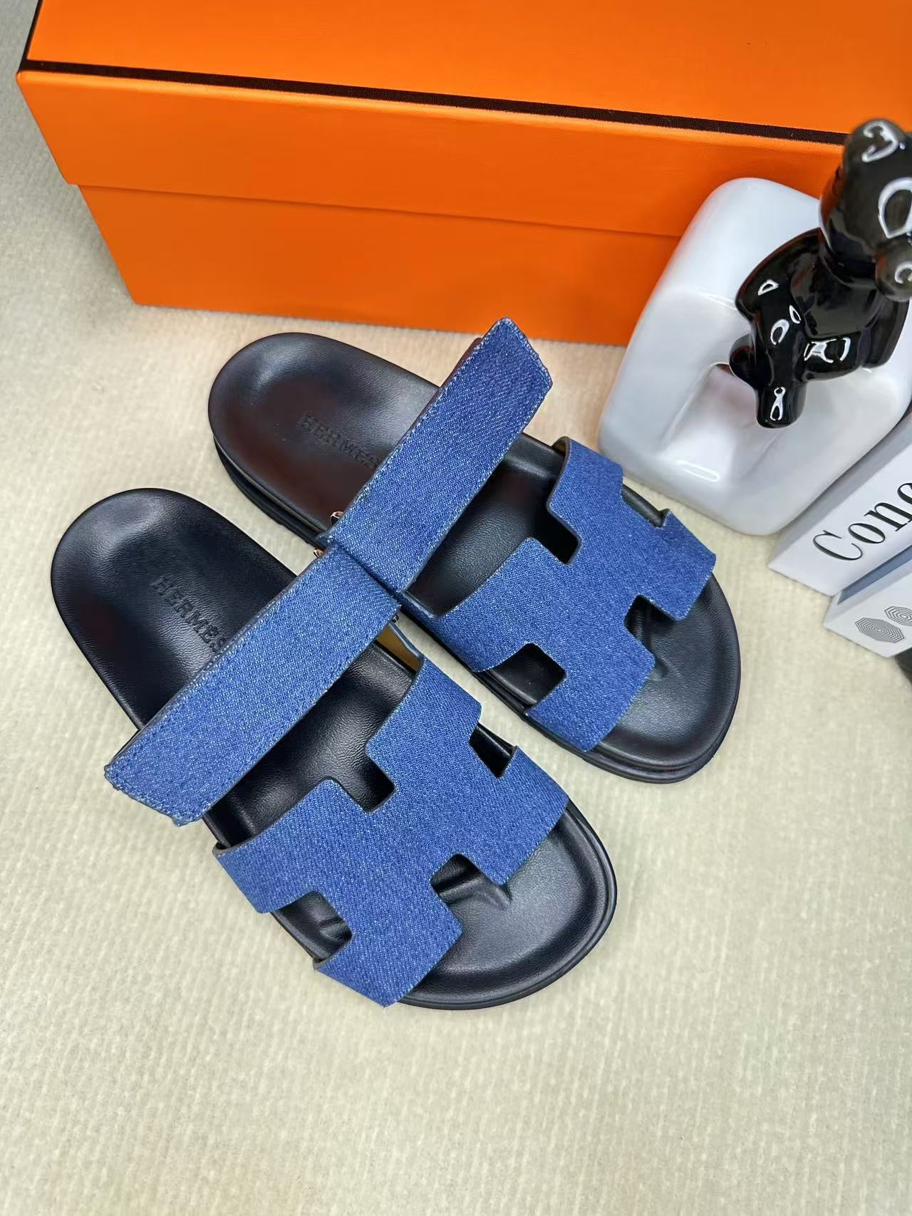 255QH27ZDE Stylish leather shoes