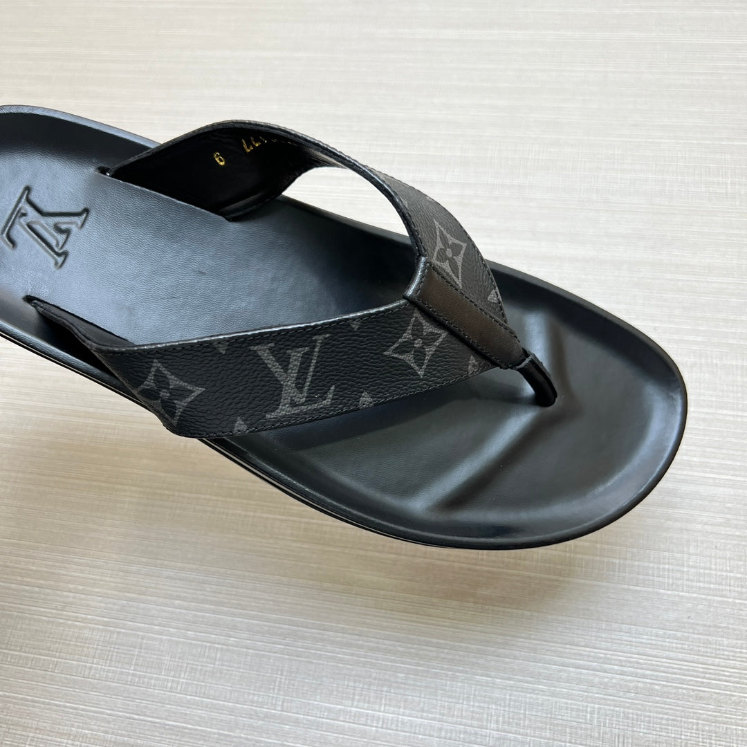 54E86ZDE Stylish slippers