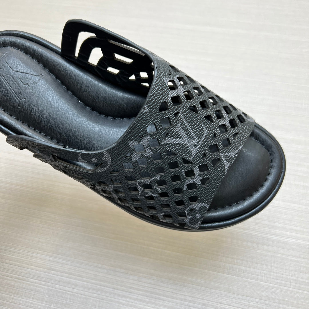 54E83ZDE Stylish slippers