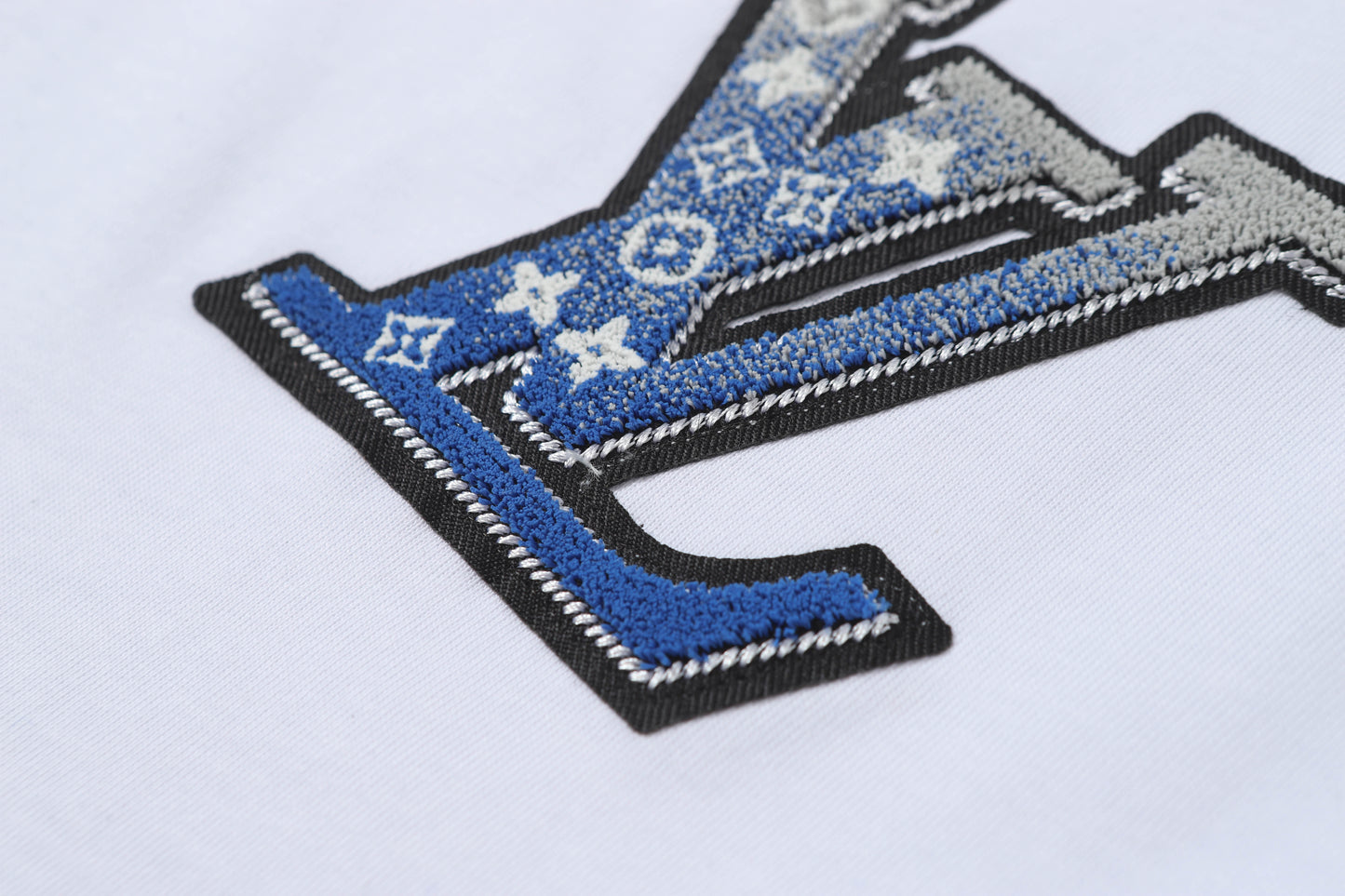 145RE166UDE Stylish T-shirt