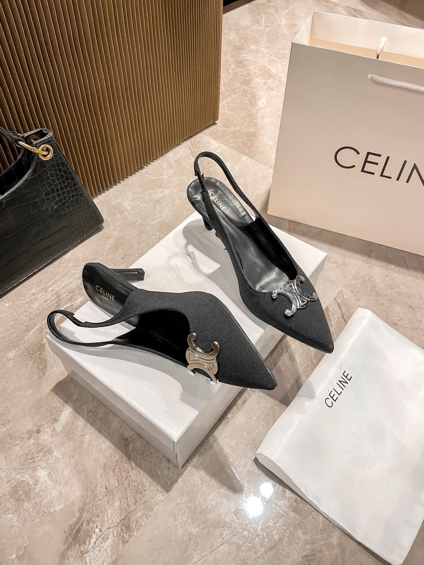 14CL87ZDE Stylish High heels Heel height 5cm