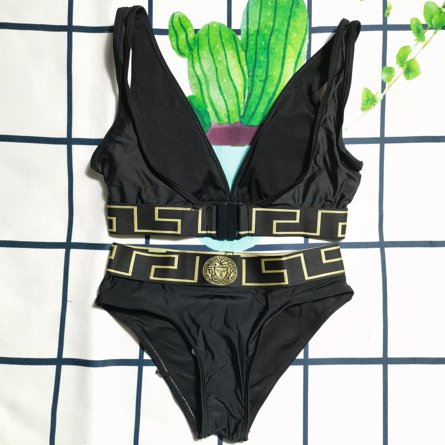 14V233YDE Stylish Bikini swimsuit