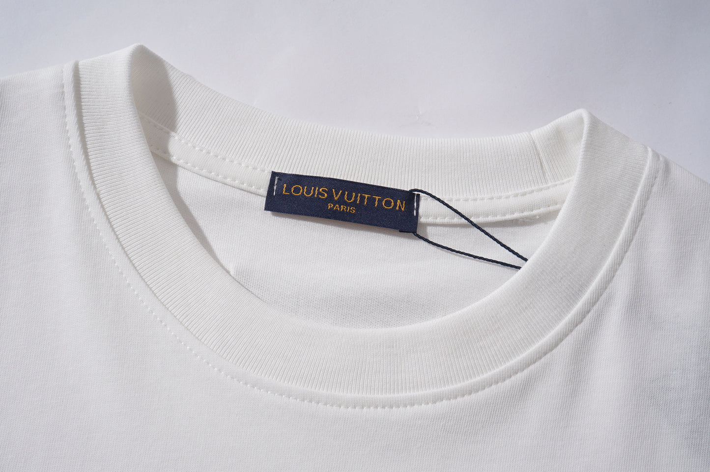 145RE142UDE Stylish T-shirt