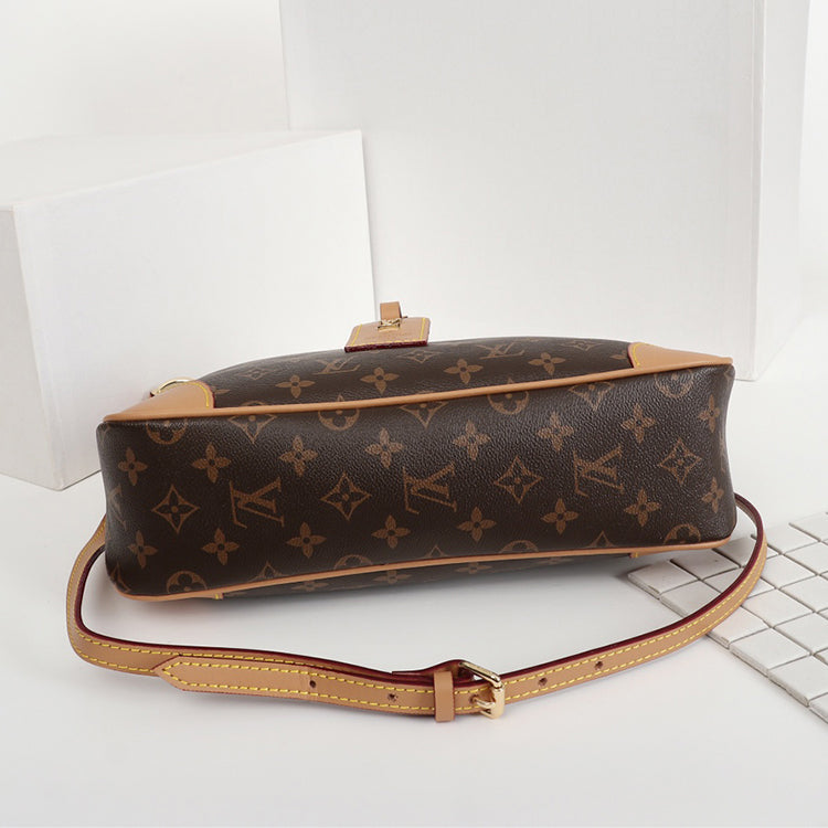 1E09BDE Stylish leather bag