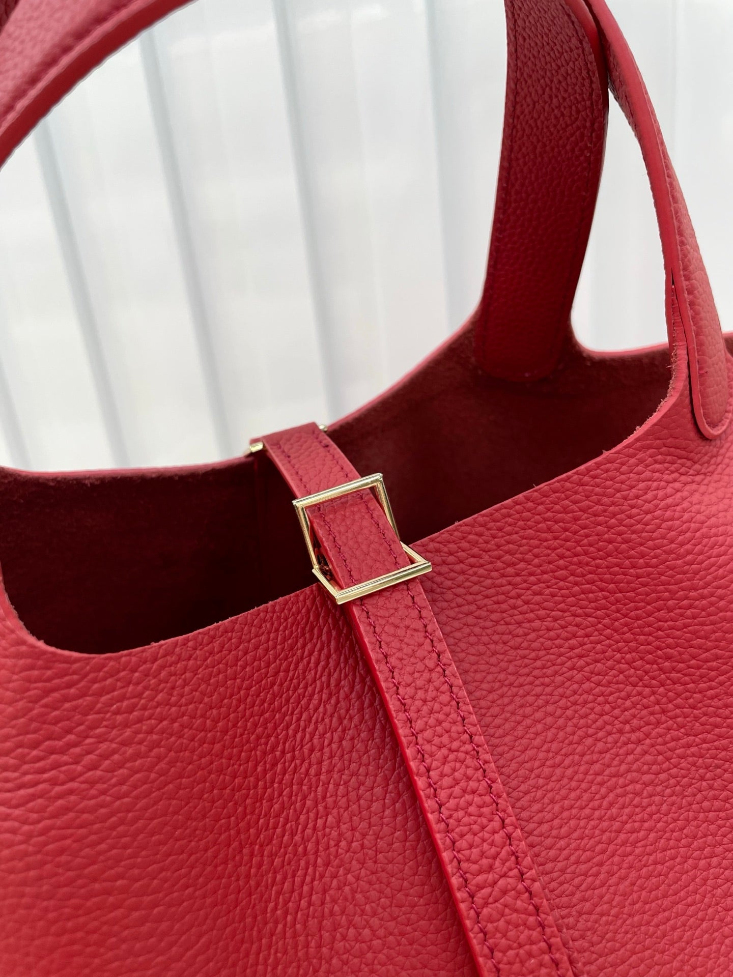 15RH6BDE Stylish leather bag