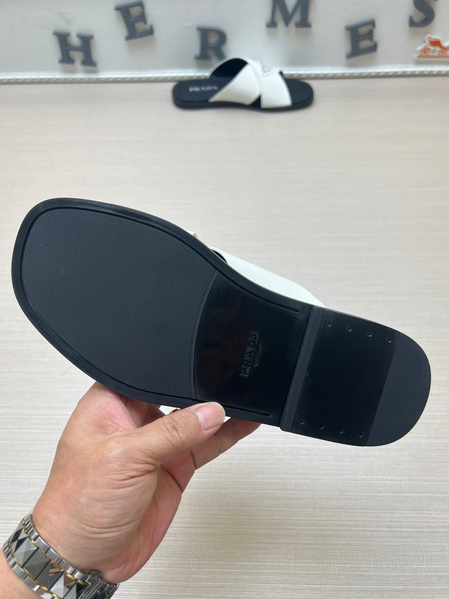 54PD71ZDE Stylish slippers