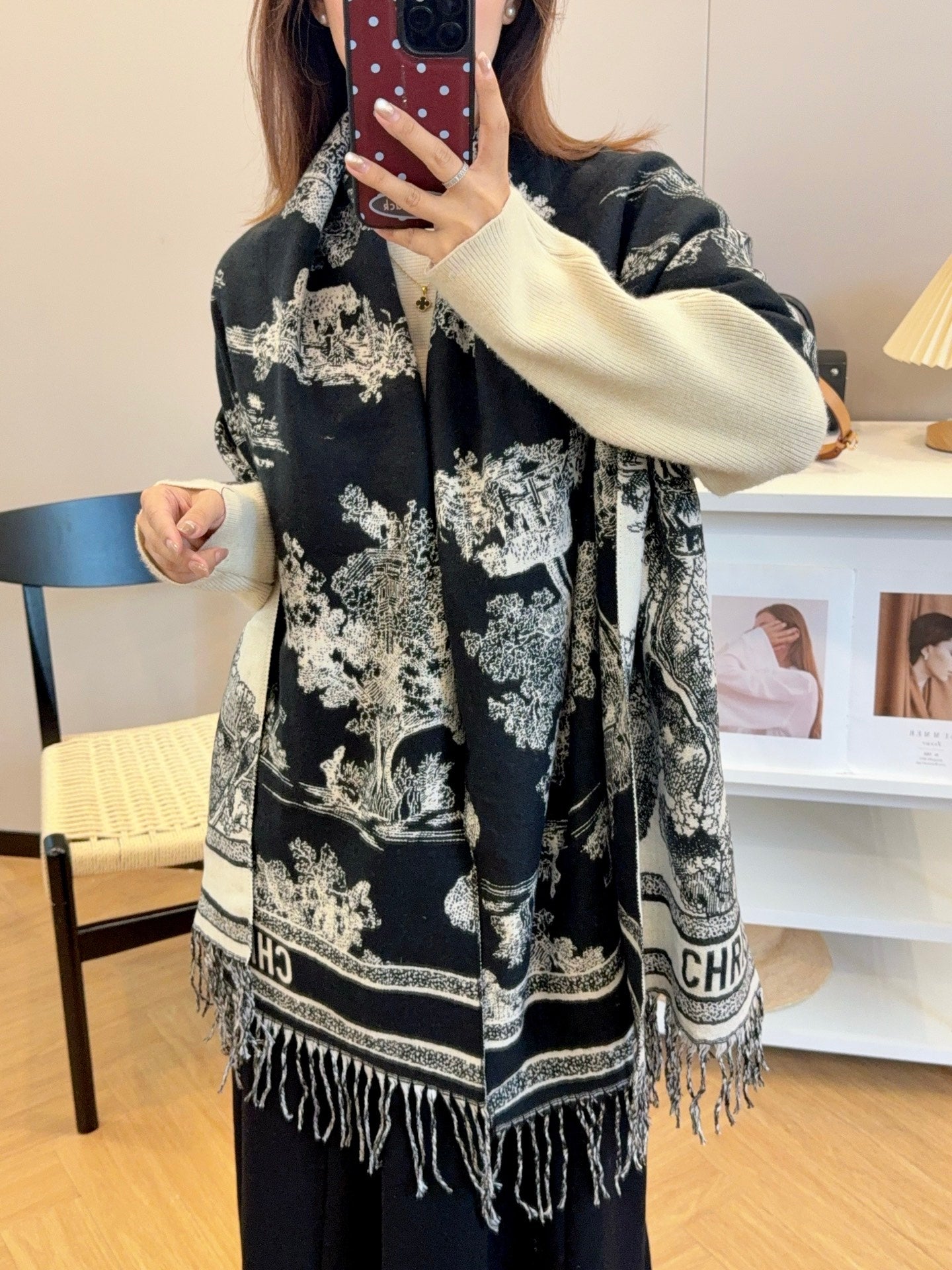 185ZD64WDE Stylish Winter Scarves