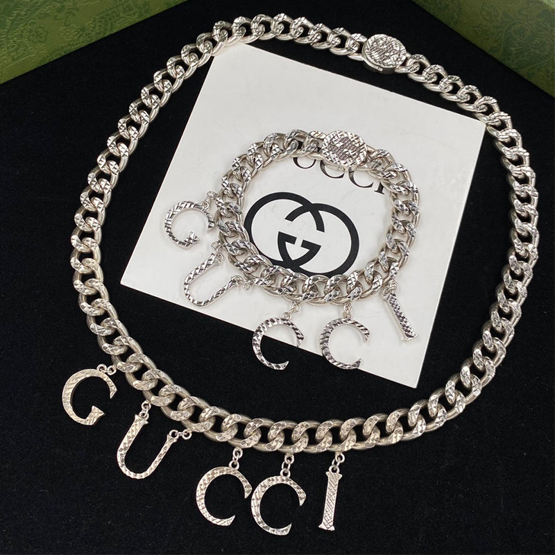 14B766KDE Stylish Necklaces