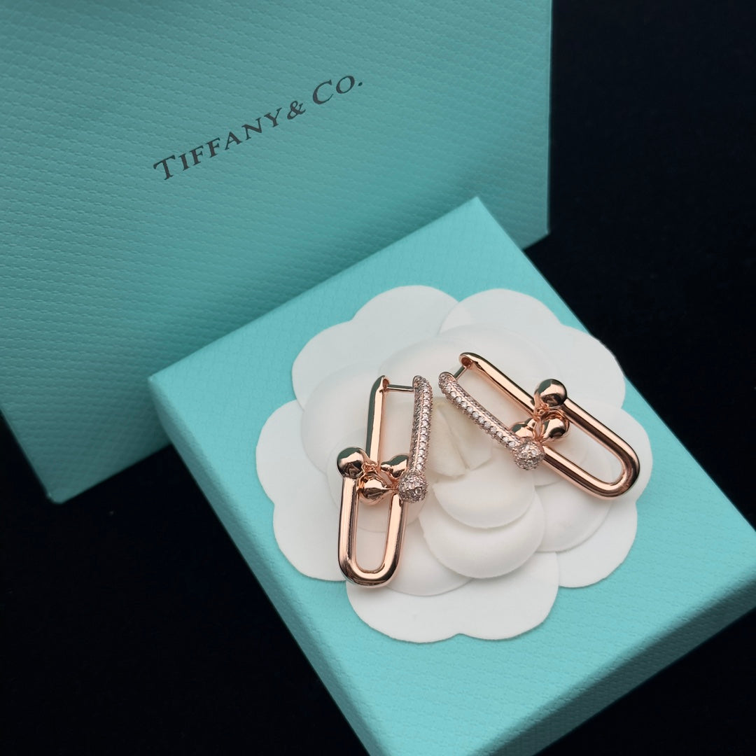 8XT31XDE Stylish Earring Bracelets Necklaces