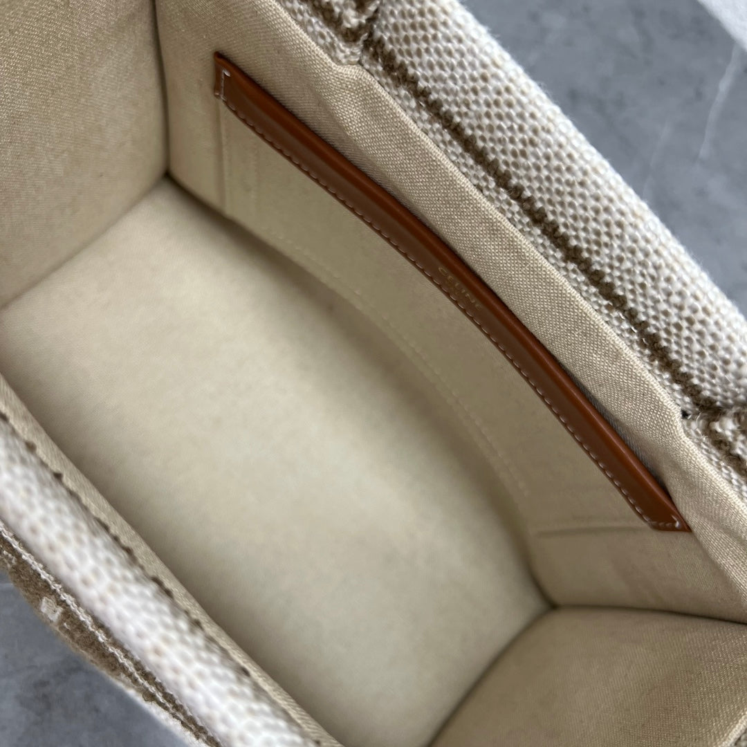 175RCL5BDE Stylish Canvas handbag