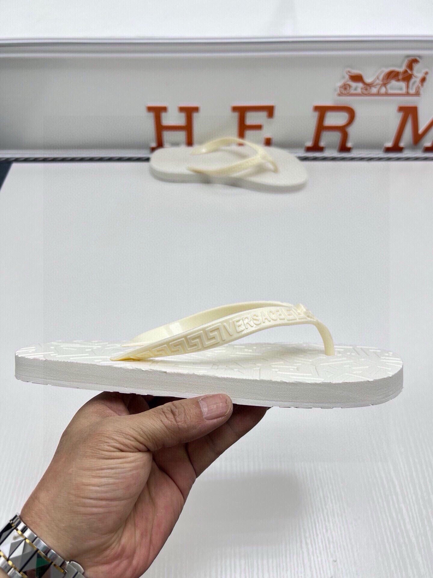 535ZV295ZDE Stylish Slippers