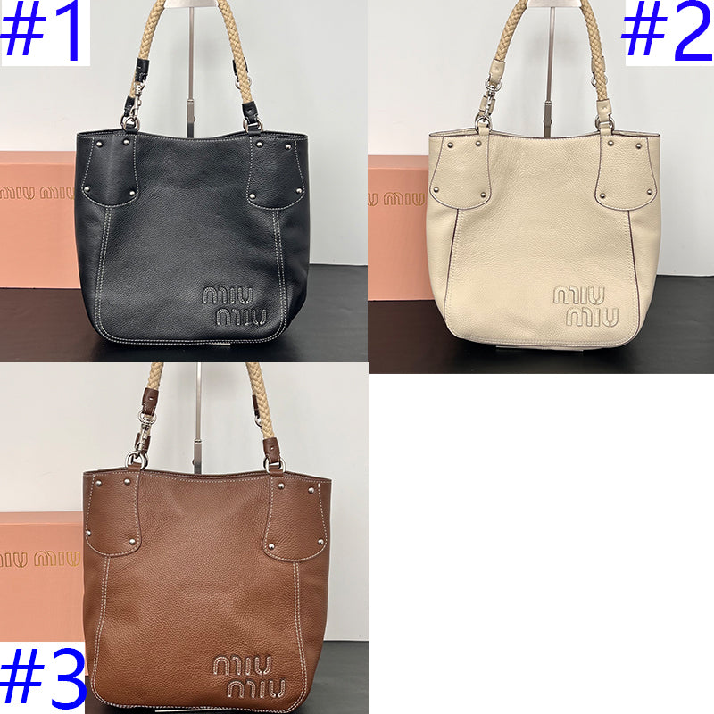 15RA3BDE Stylish leather bag