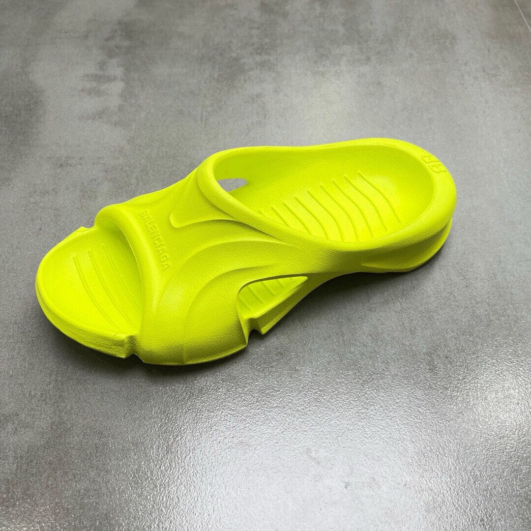54J40ZDE Stylish slippers