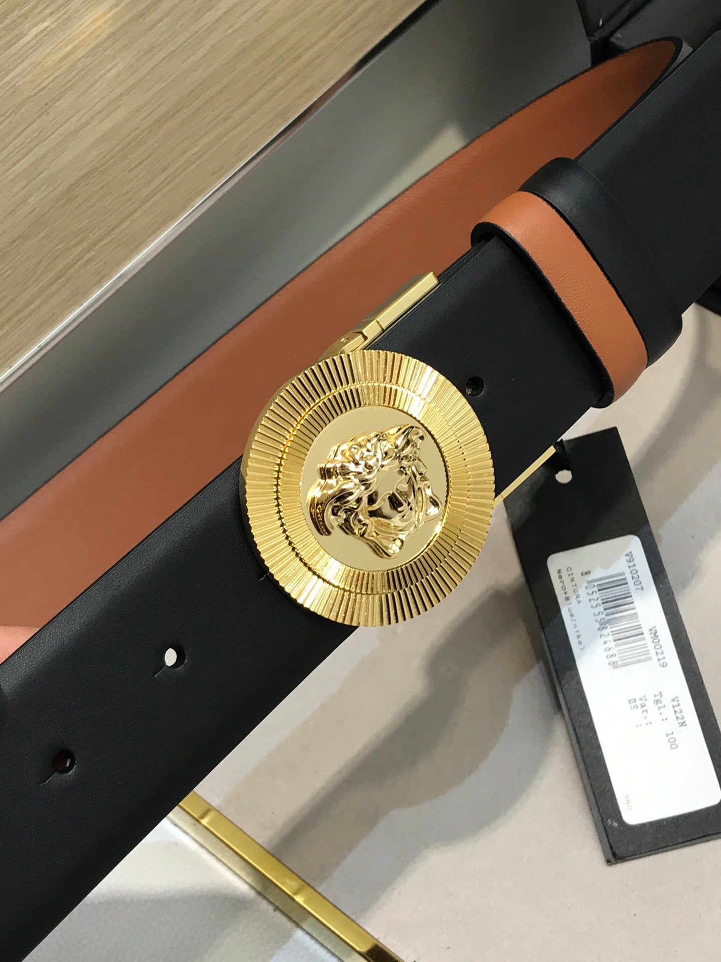 14V90PDE Stylish High quality belt With full package