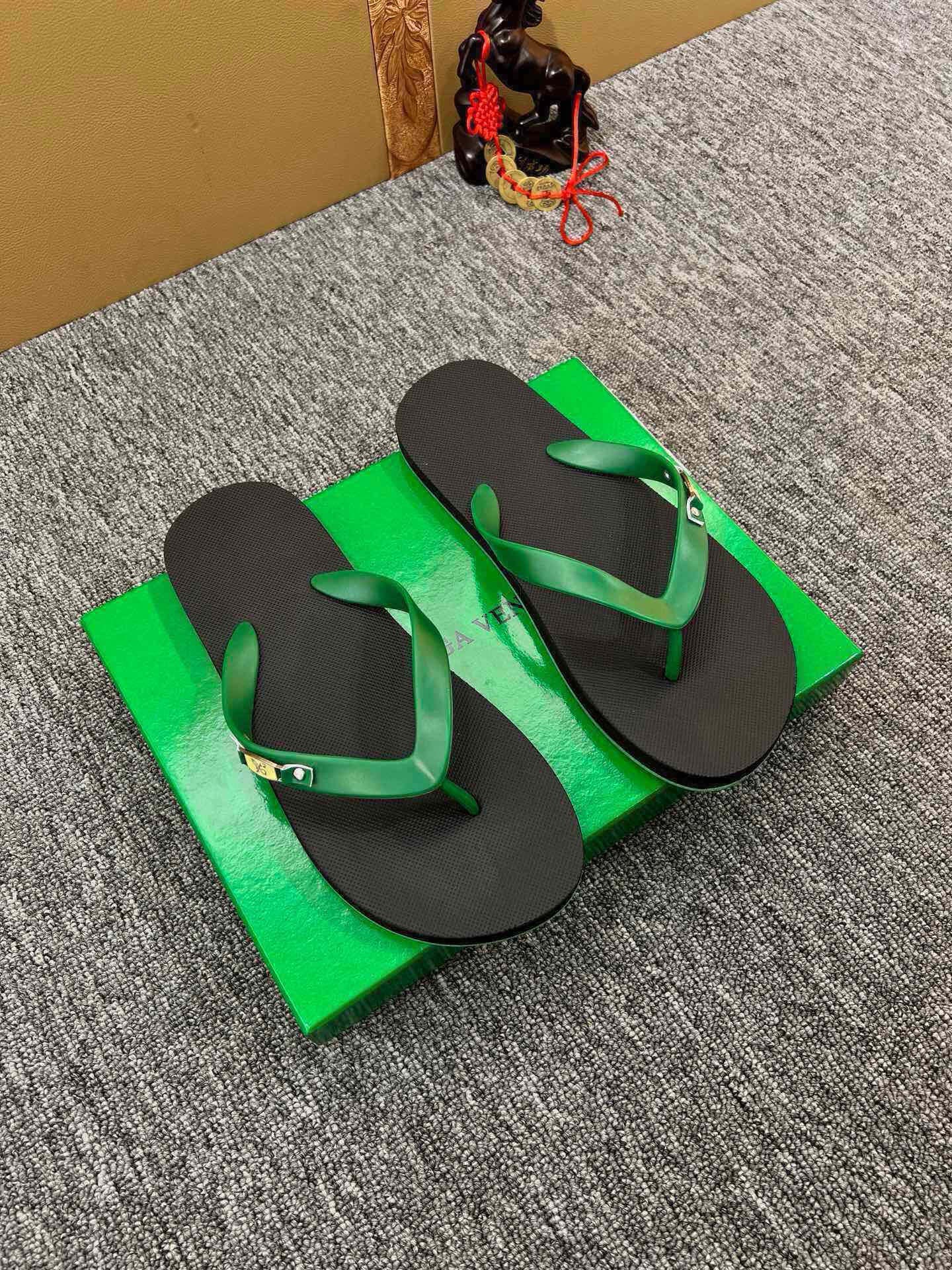 535ZA293ZDE Stylish Slippers