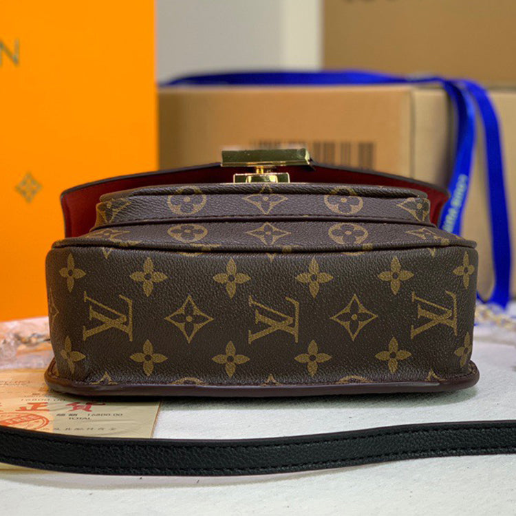 AE113BDE Stylish leather bag