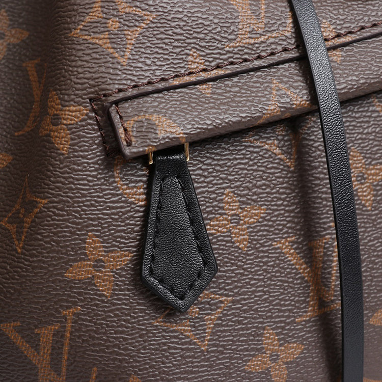 1E067BDE Stylish leather bag