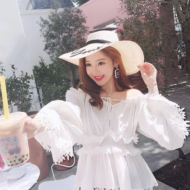 14C60EDE Stylish Earrings