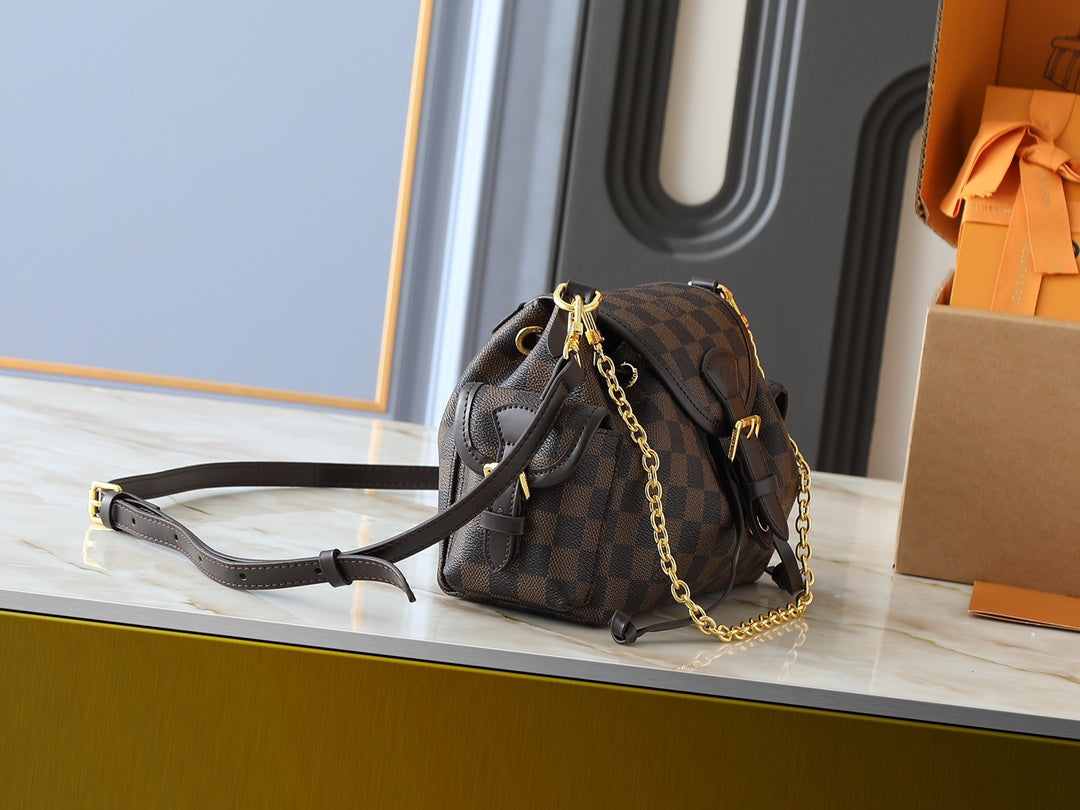 15RE18BDE Stylish leather bag