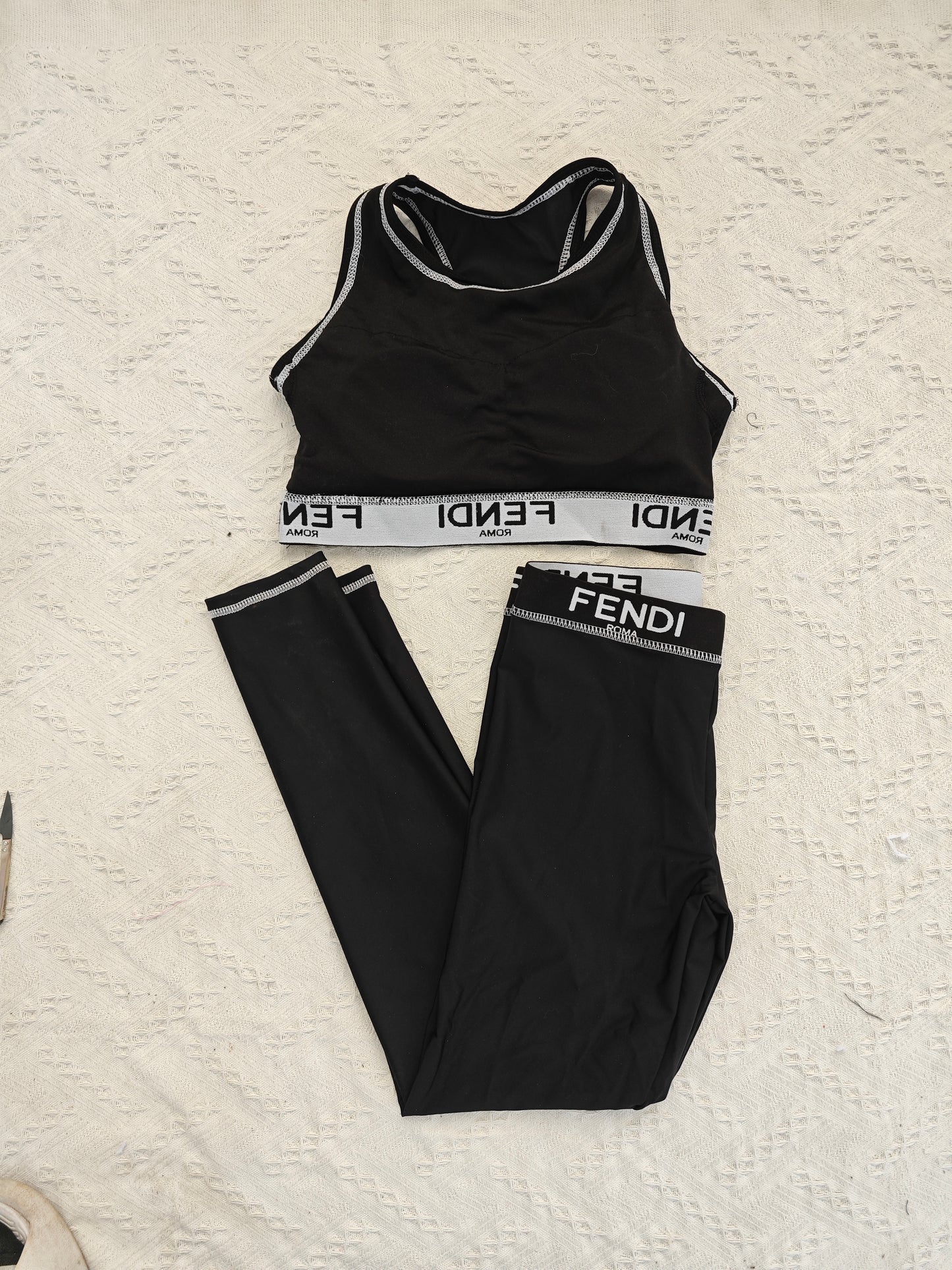 14D8YDE Stylish Long sleeve swimsuit