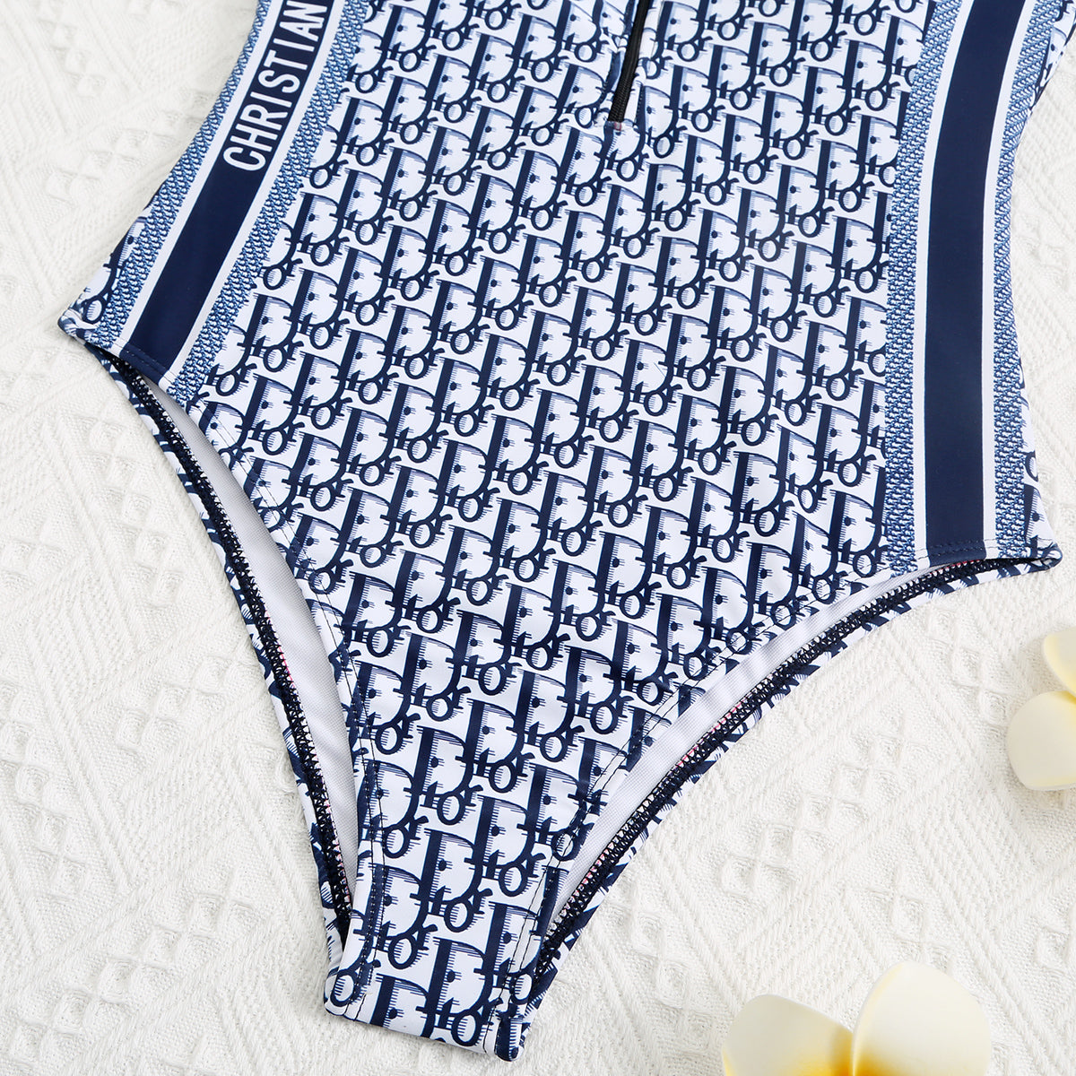 14D161YDE Stylish Bikini swimsuit
