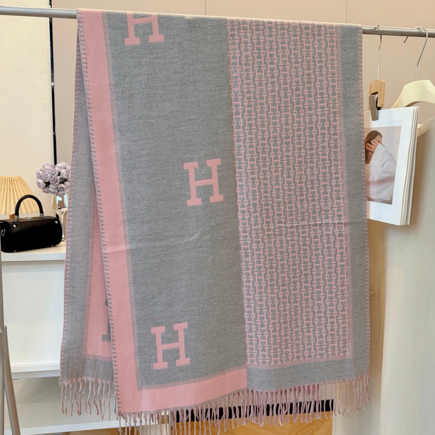 185ZH65WDE Stylish Winter Scarves