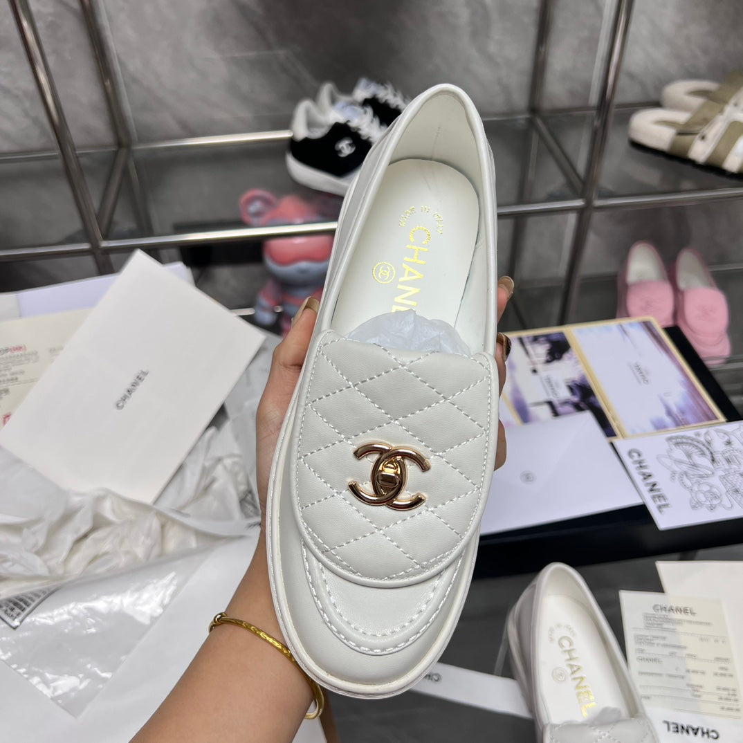14C156ZDE Stylish Casual shoes Heel height 3.5cm
