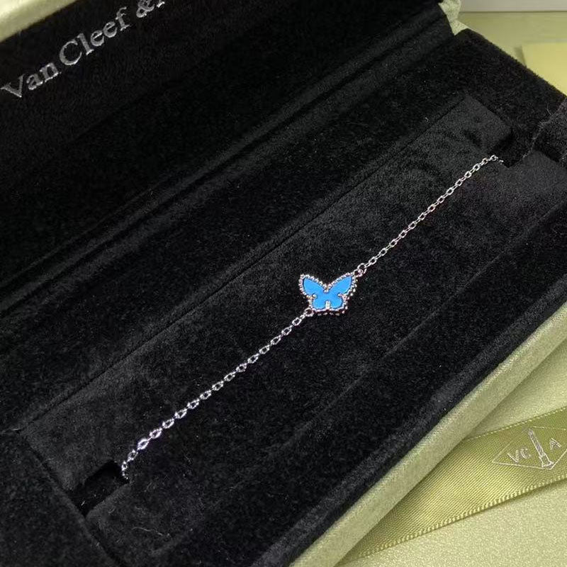 5WVA178XDE Stylish Necklaces .Bracelet . Earrings
