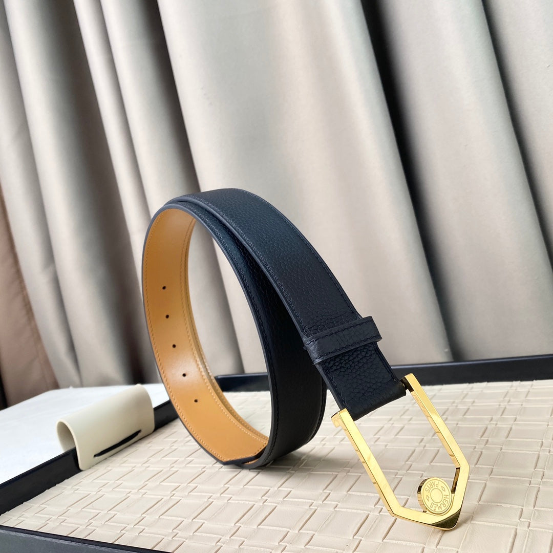 14H107PDE Stylish High quality belt With full package