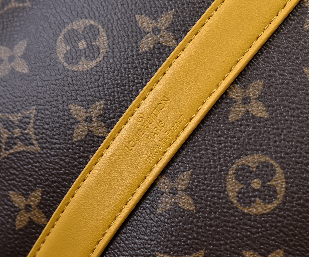 165NE88BDE Stylish leather luggage bags