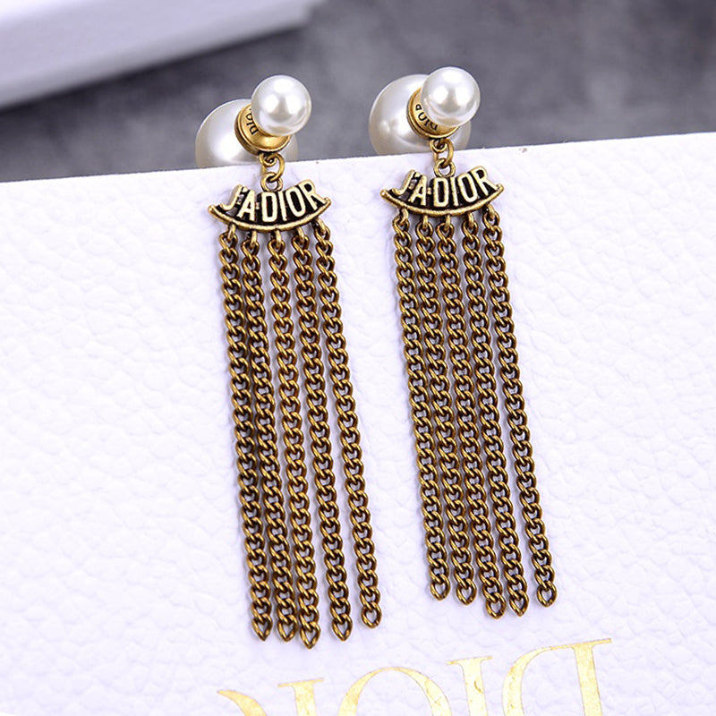 14D803EDE Stylish Earrings