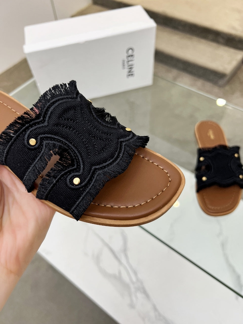 255QA25ZDE Stylish leather shoes