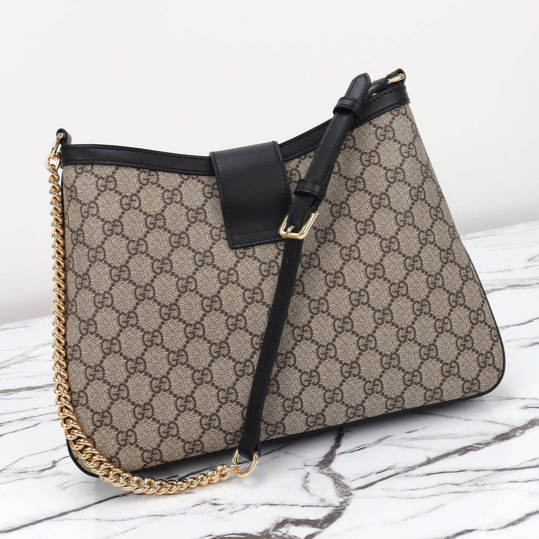 165NB106BDE Stylish leather bag
