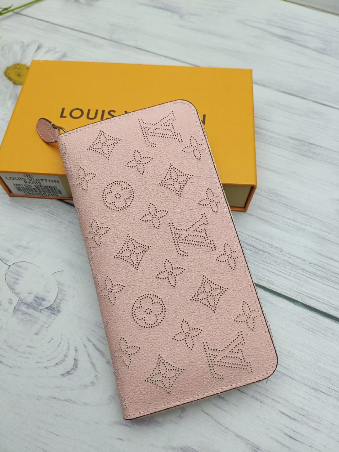 1XE102BDE Stylish leather wallets