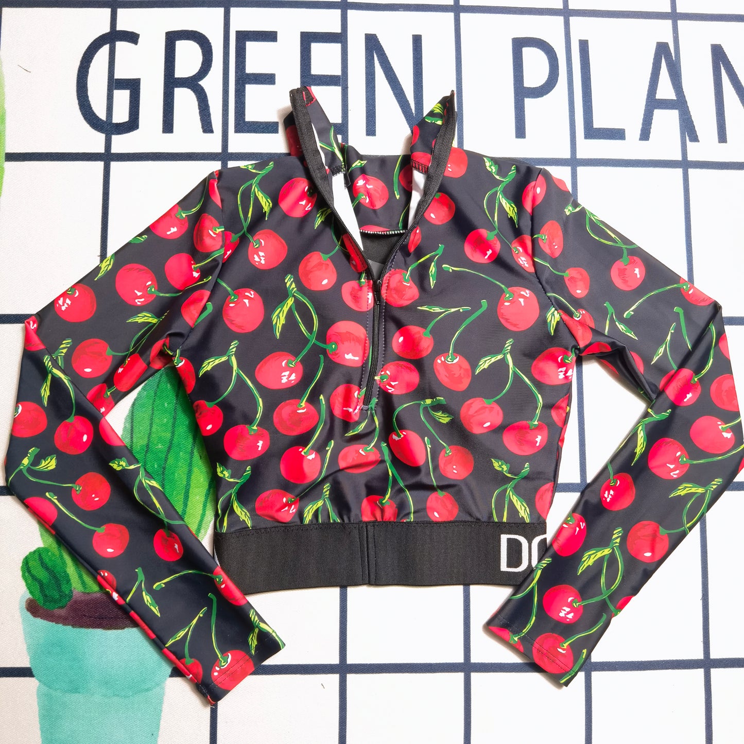 14A7YDE Stylish Long sleeve swimsuit
