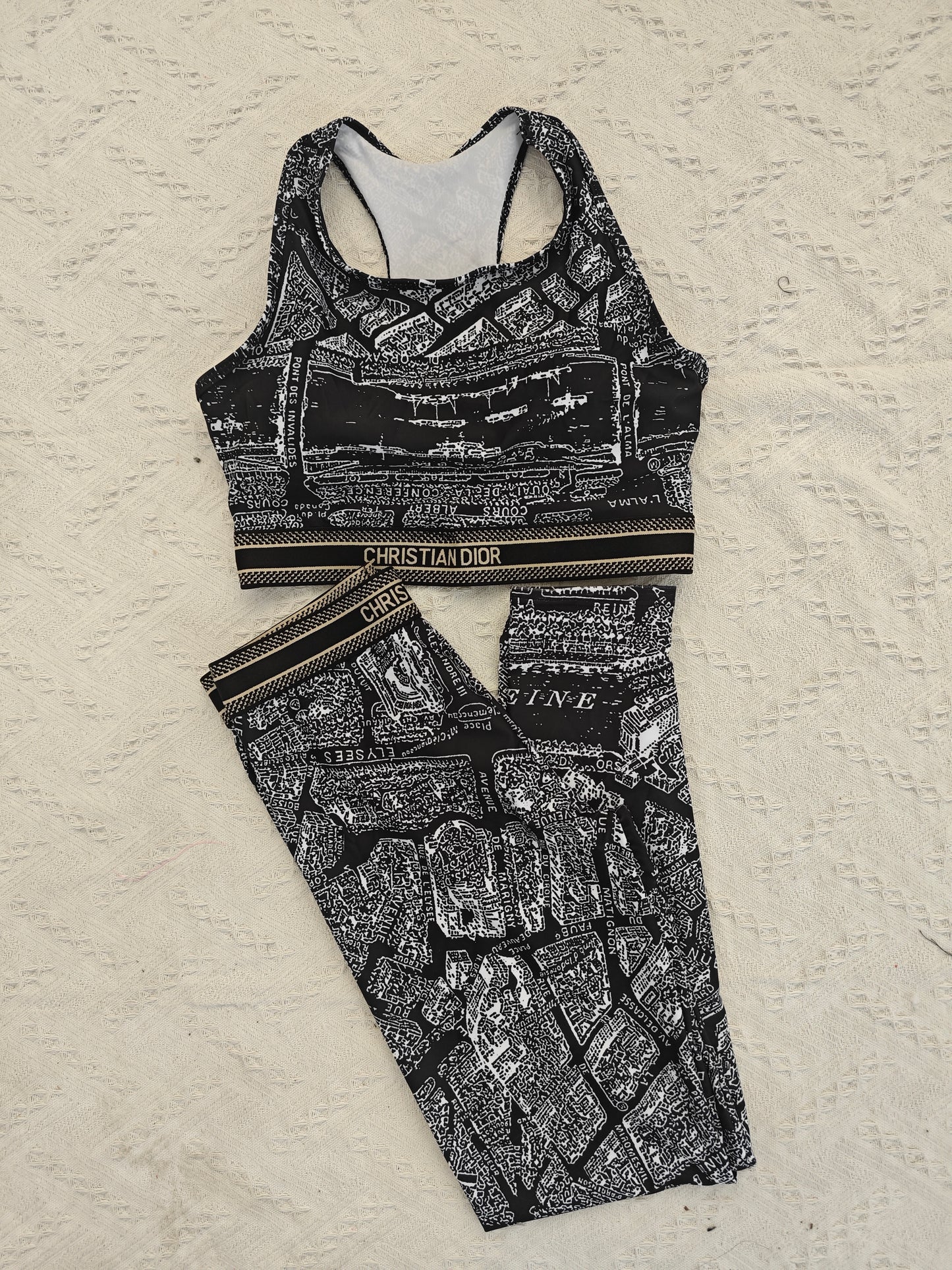 14D119YDE Stylish Long sleeve swimsuit