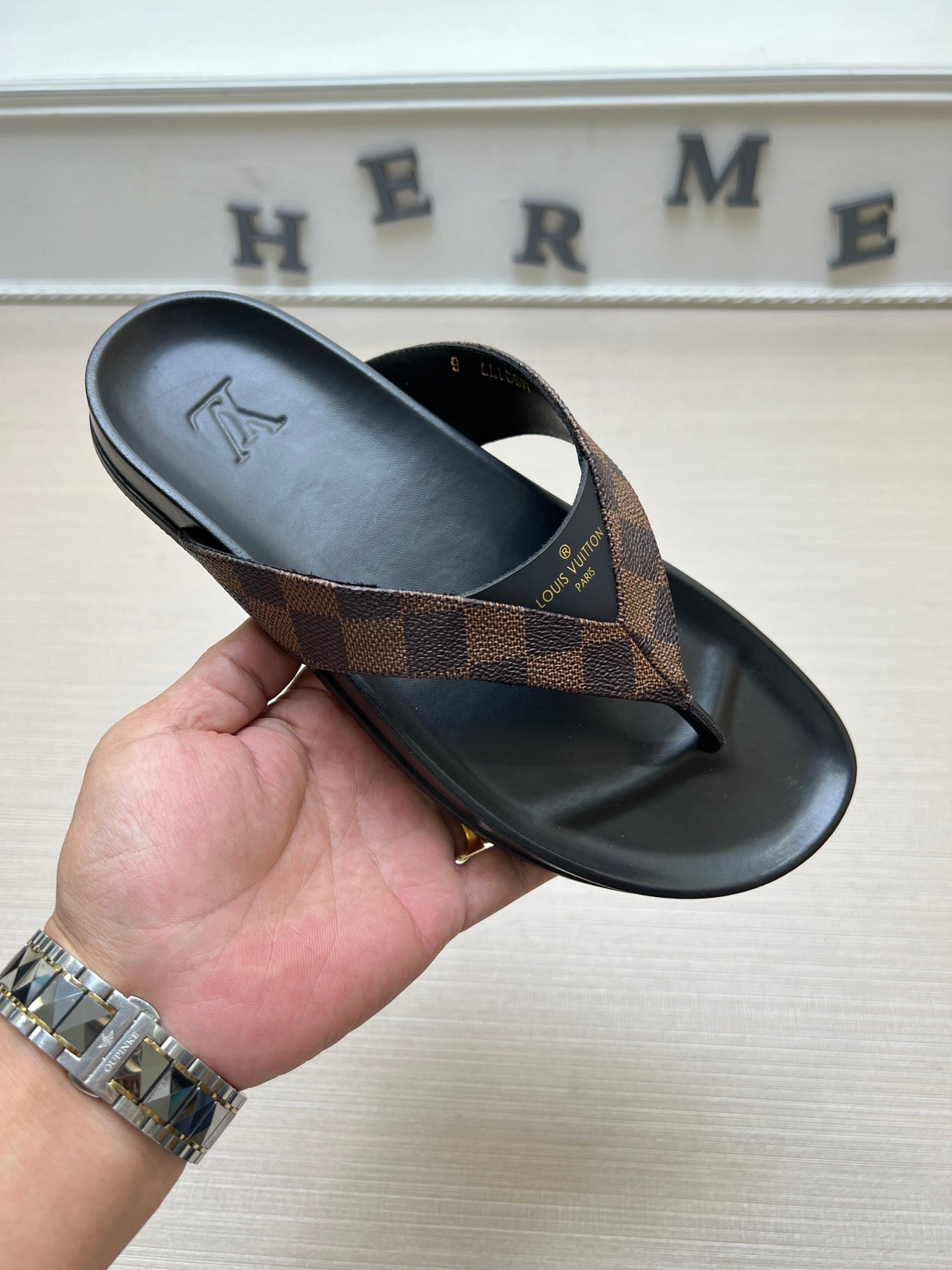 54E85ZDE Stylish slippers