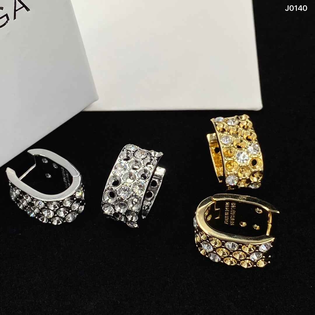 1YJ326EDE Stylish Earrings