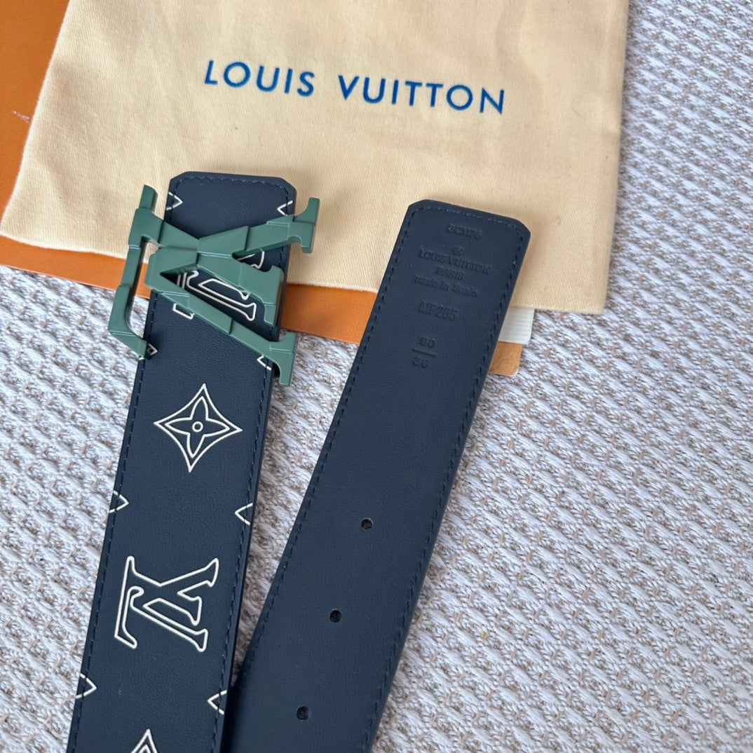14E150PDE Stylish High quality belt With full package