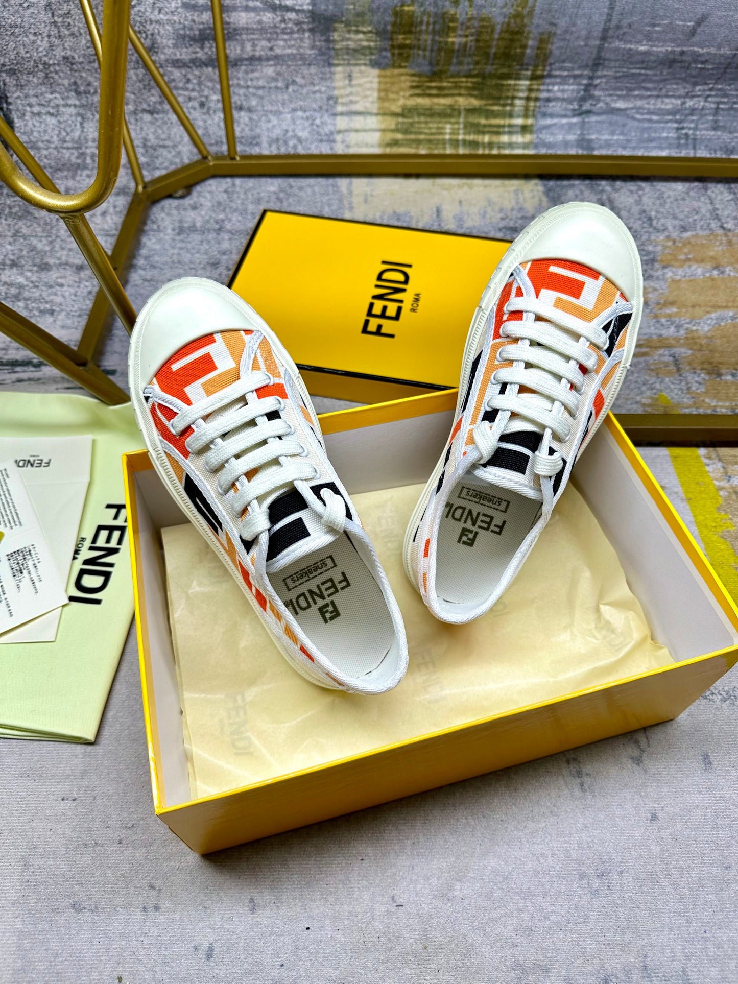 285RF1ZDE Stylish Canvas sneakers