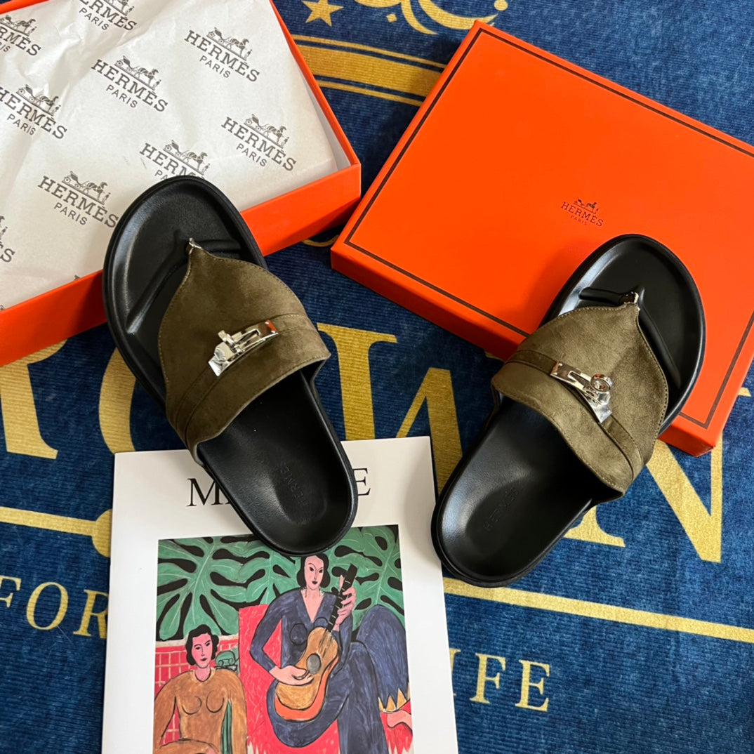 14H3ZDE Stylish Slippers