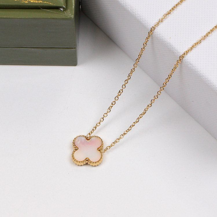 2VA11XDE Stylish necklaces both sides: one side is full of diamonds, and the other color