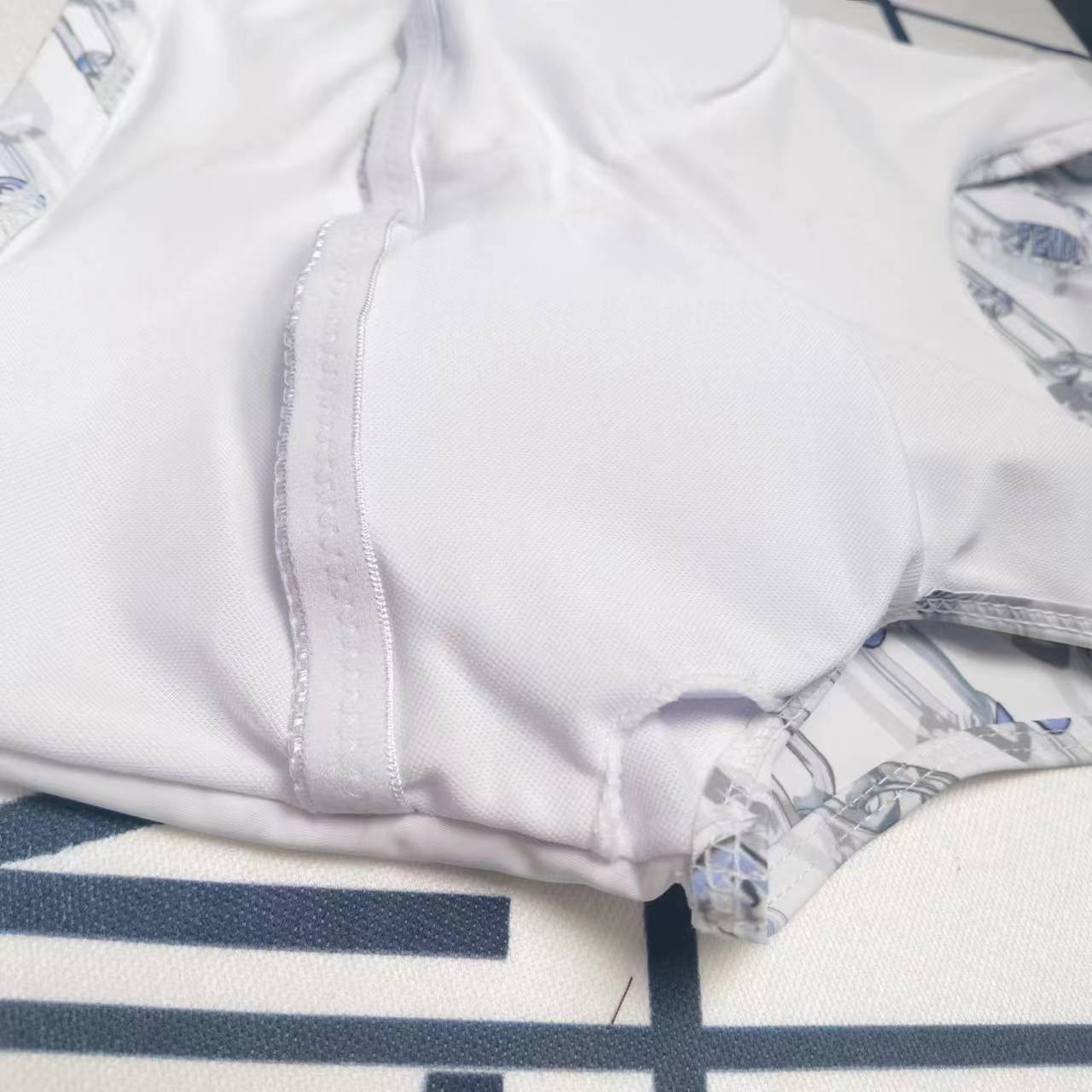 14F45YDE Stylish Long sleeve swimsuit