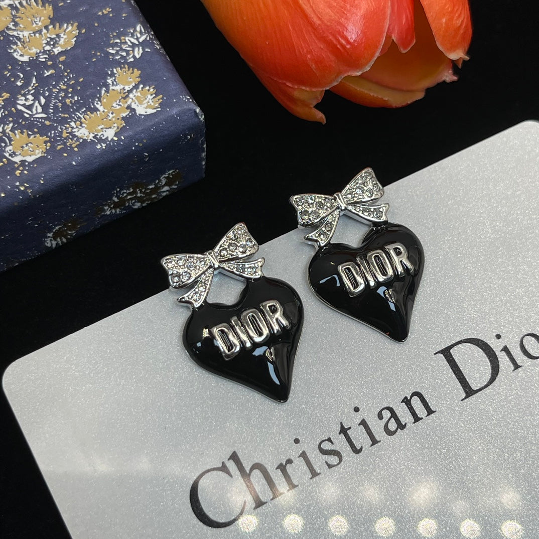 14D772EDE Stylish Earrings