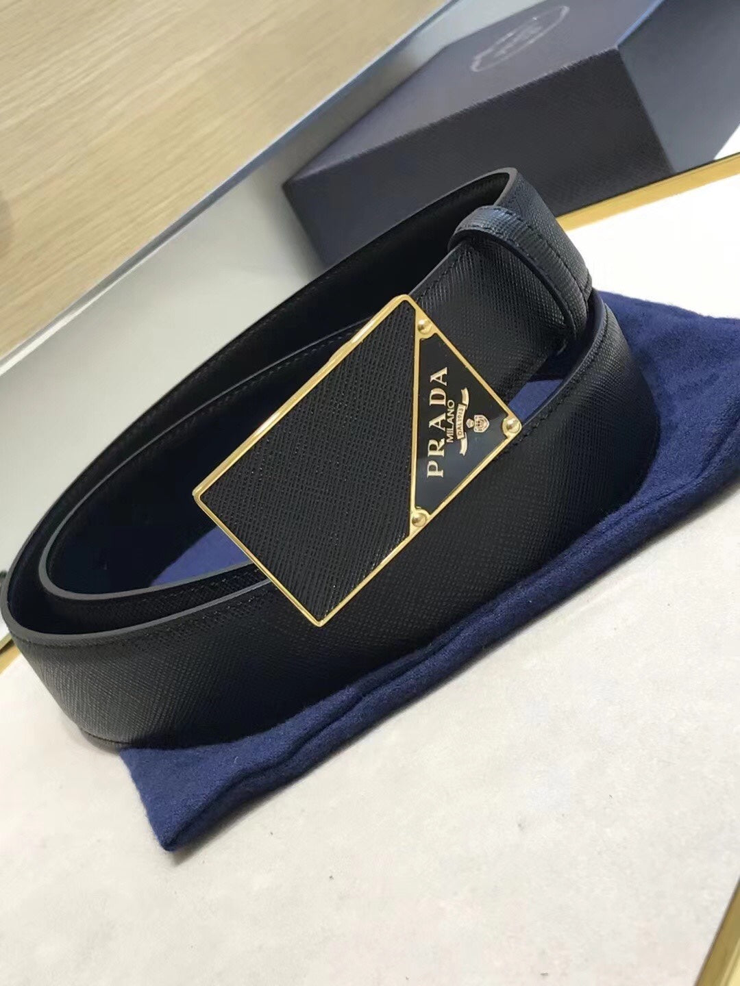 14PD86PDE Stylish High quality belt With full package